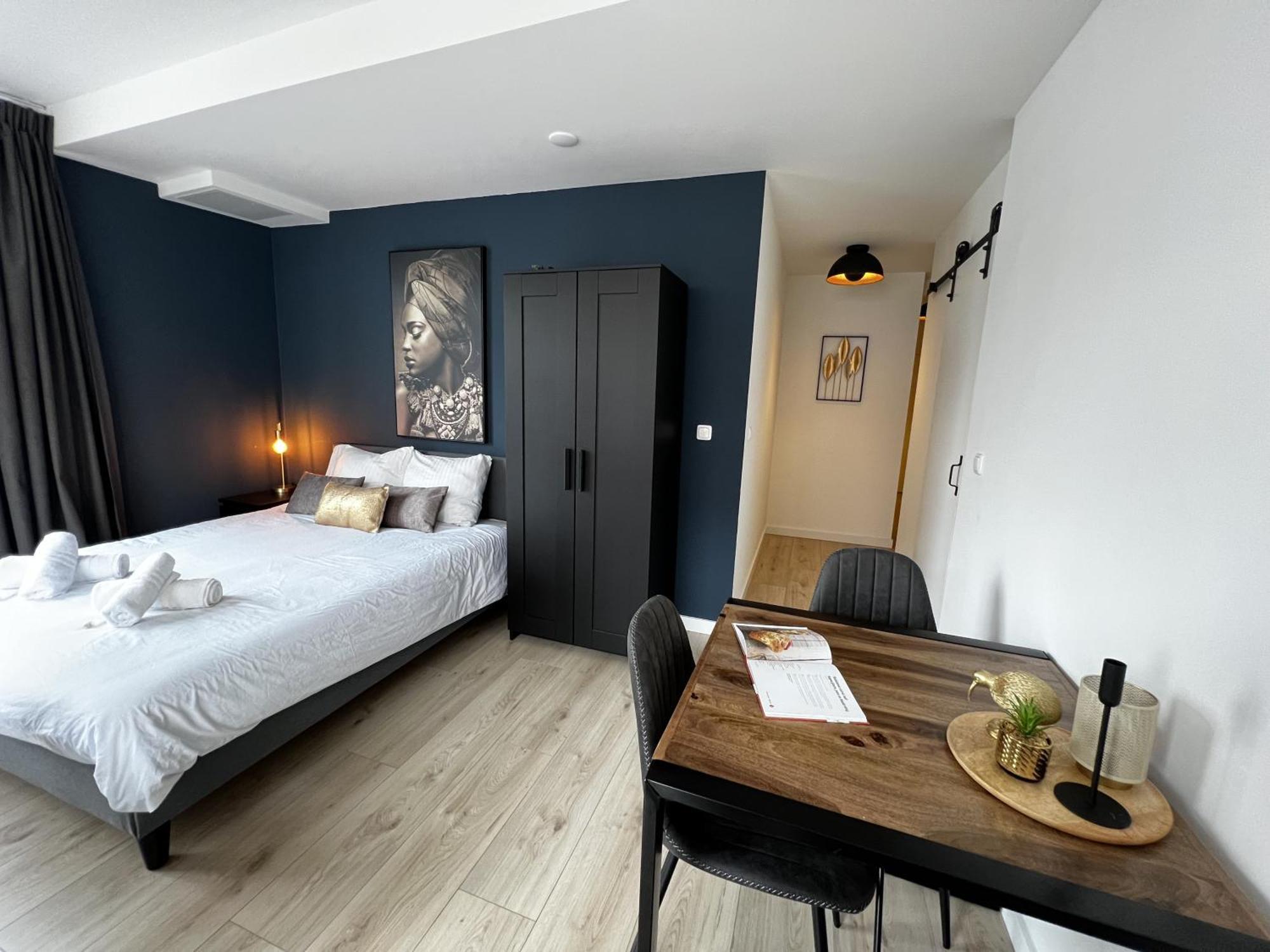 B&K Urban City Suites Tilburg Exterior photo