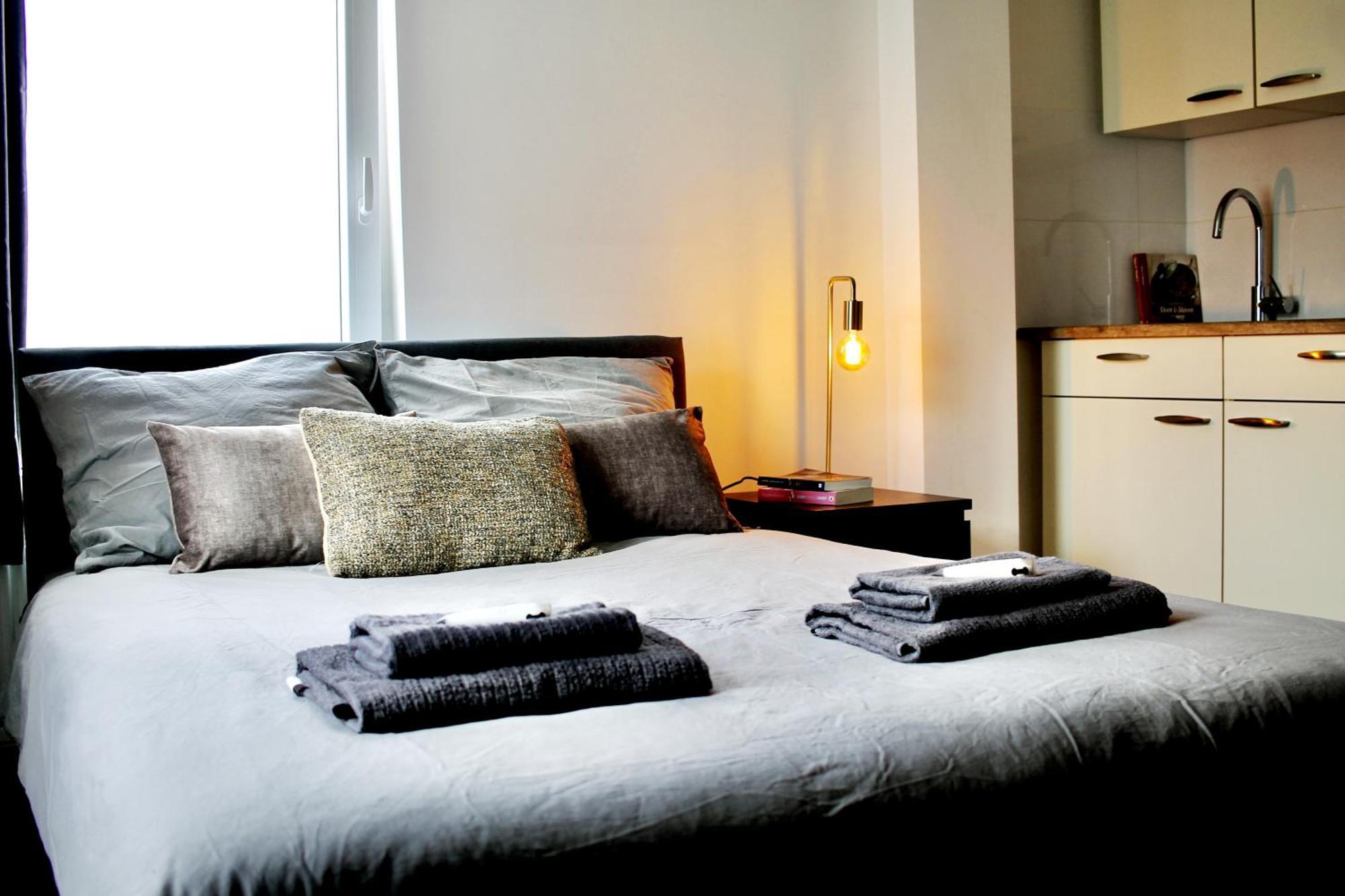 B&K Urban City Suites Tilburg Exterior photo